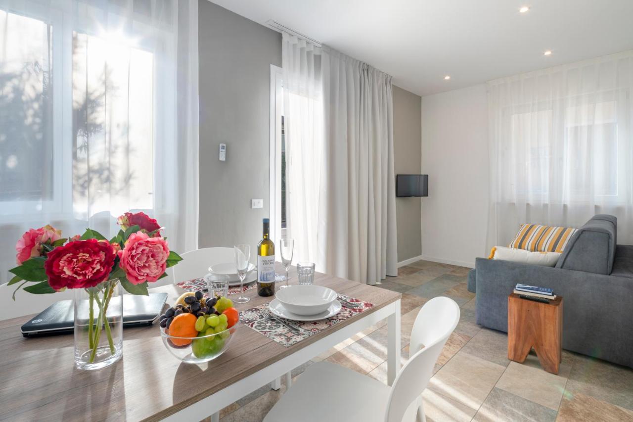 Apartamento Residenza Ai Ferrari Riva del Garda Exterior foto