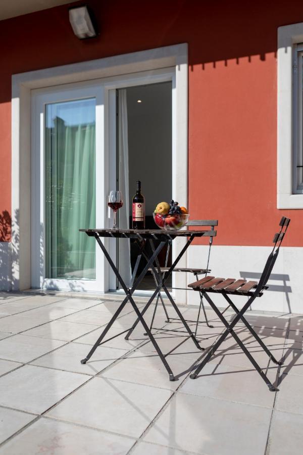Apartamento Residenza Ai Ferrari Riva del Garda Exterior foto