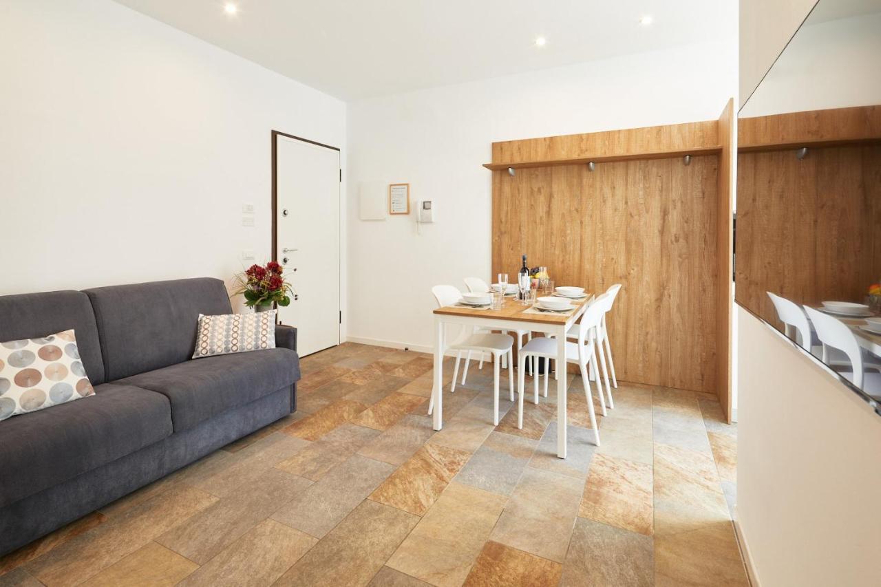 Apartamento Residenza Ai Ferrari Riva del Garda Exterior foto