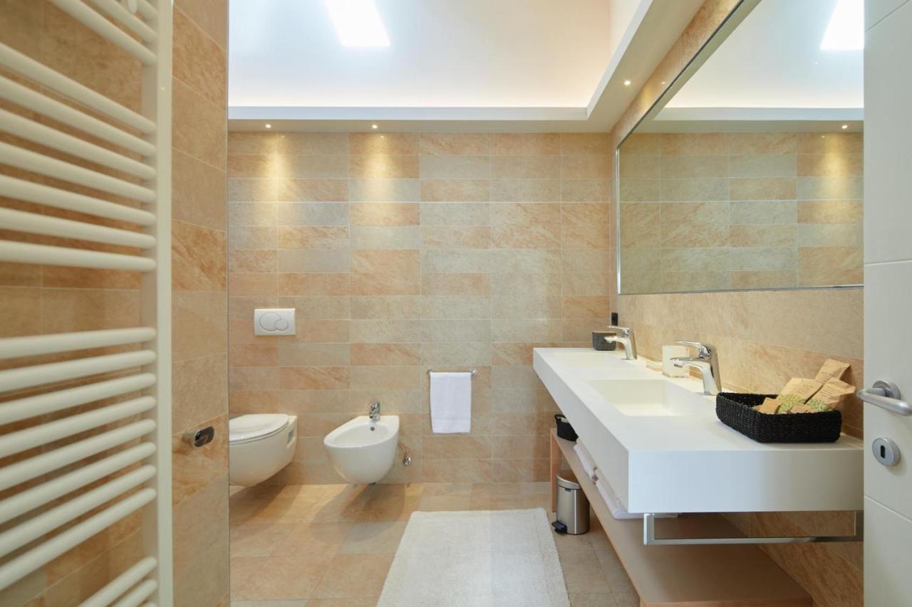 Apartamento Residenza Ai Ferrari Riva del Garda Exterior foto